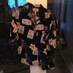 Men’s dress shirt tropical